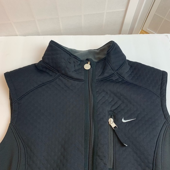 Nike Jackets & Blazers - Nike Fit Fleece Lined Quilted Vest Black Size Large
